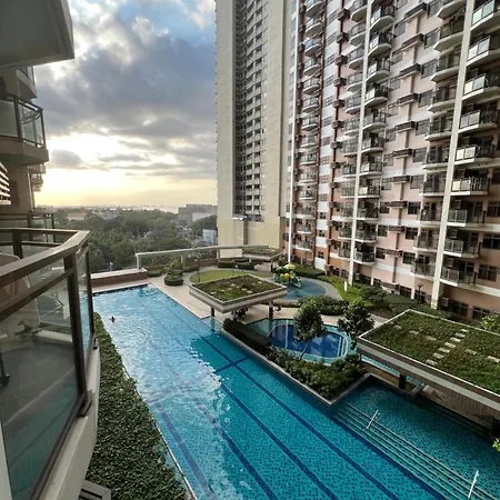 Radiance Manila Bay Aparthotel