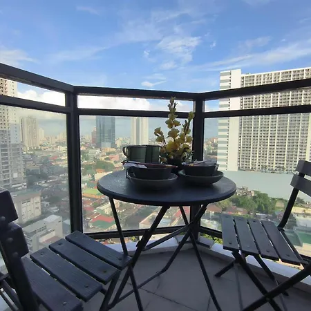 Condo Unit Near Manila Bay, Us Embassy & Iconic Tourist Spots